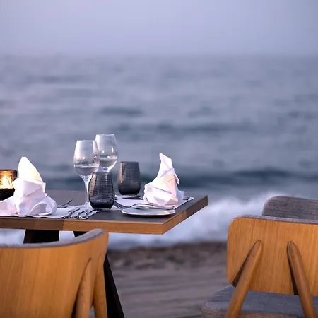 호텔 Ikones Seafront Luxury (adults Only) 5*